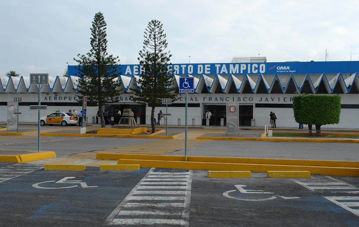 Aeropuerto Internacional Francisco Javier Mina.